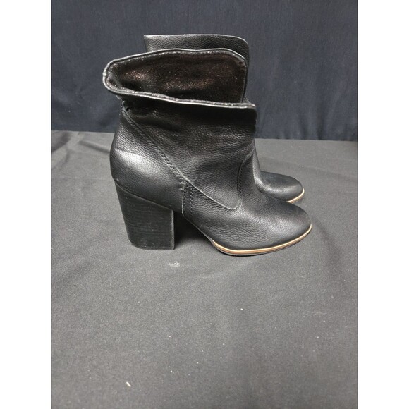 Lucca Lane Kat Ankle Boots Blqck Leather Almond Toe Zip Block Heel Size 7.5 M - Picture 3 of 6